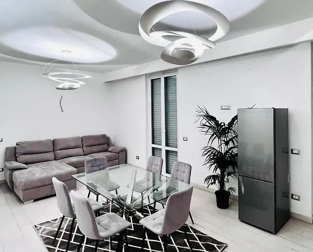 The Roof Luxury Penthouse Corso